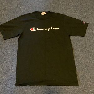Men’s Medium Authentic Medium Champion Shirt